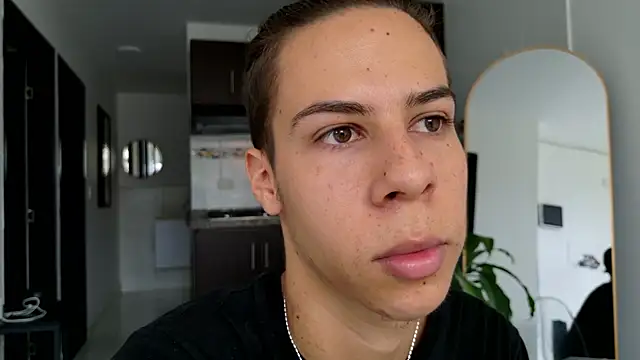 grey   27 online show from 03-05-25, 03:07