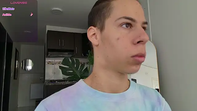 grey   27 online show from 09-12-25, 12:16