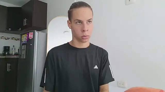 grey   27 online show from 06-10-26, 02:38