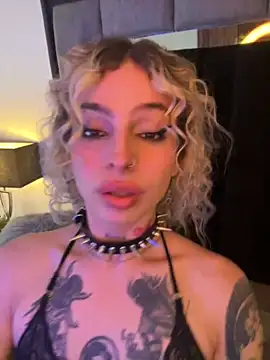 Bonnie vega online show from 11-22-25, 09:36