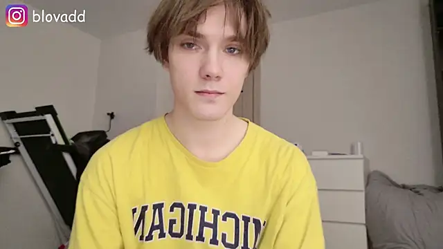 callmenineoneseven online show from 05-25-26, 06:58
