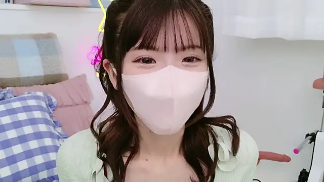 -minami- online show from 03-18-25, 12:14