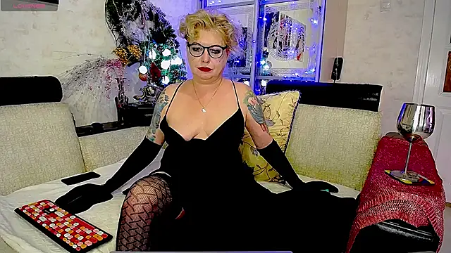 -Yourwoman- online show from 12-24-24, 06:17