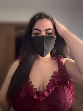 Hot-Sarah-arab online show from 05-13-26, 09:00