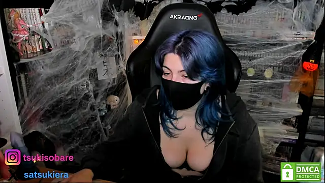 Snapshot of _Satsuki_ chatting on 10-09-25, 07:56 Satsuki online show from 10-09-25, 07:56