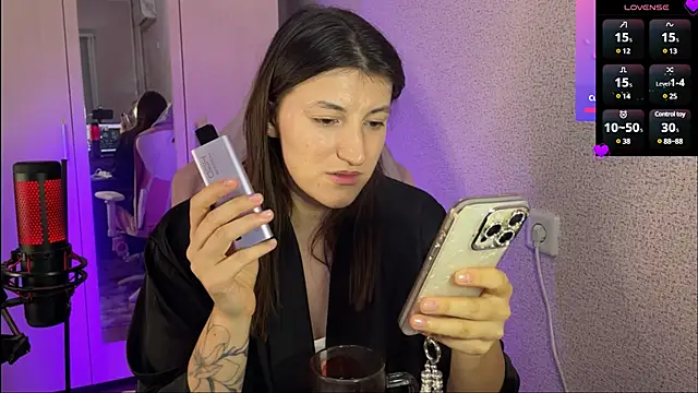 Snapshot of Katrin__kiss chatting on 02-22-25, 06:30 Katrin kiss online show from 02-22-25, 06:30