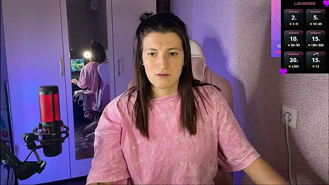 Snapshot of Katrin__kiss chatting on 02-27-25, 05:36 Katrin kiss online show from 02-27-25, 05:36
