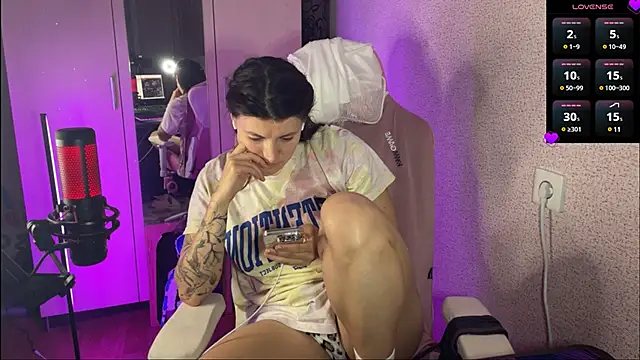 Snapshot of Katrin__kiss chatting on 03-04-25, 07:22 Katrin kiss online show from 03-04-25, 07:22