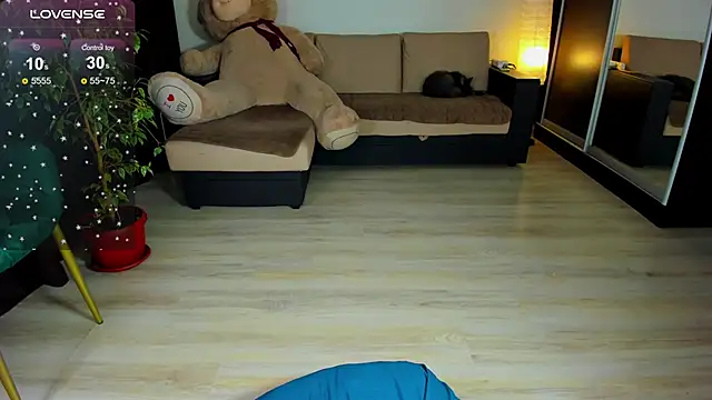 Carolina bby online show from 03-24-26, 07:41