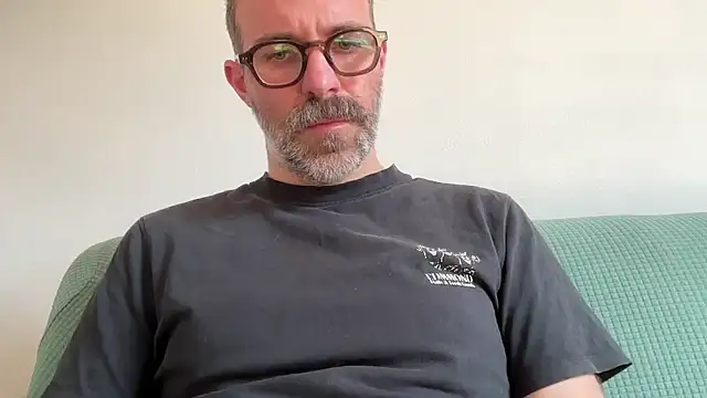 Snapshot of Brianjonest chatting on 07-01-26, 02:51 Brianjonest online show from 07-01-26, 02:51