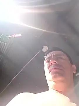 walwan85 online show from 12-14-25, 01:05