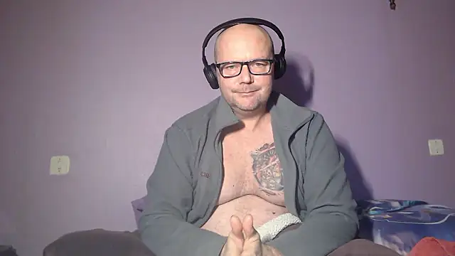 hairy orbite online show from 10-31-25, 07:20