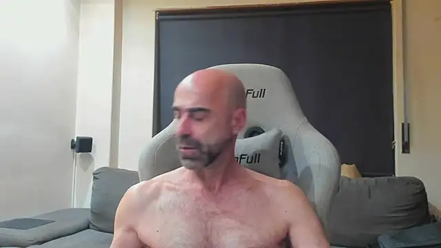 Bicopflirt online show from 10-28-25, 01:31