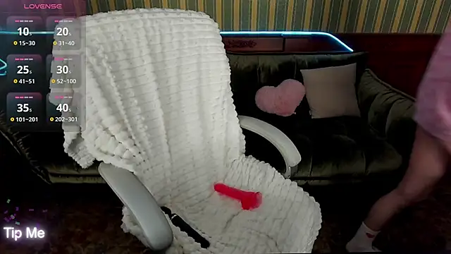 MilaSecrett online show from 12-11-24, 05:37