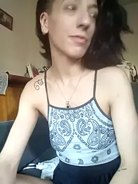 Snapshot of gala2 chatting on 01-12-25, 09:40 gala2 online show from 01-12-25, 09:40