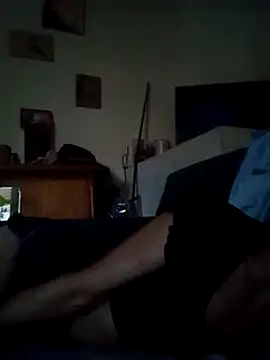 Snapshot of gala2 chatting on 01-29-25, 10:05 gala2 online show from 01-29-25, 10:05