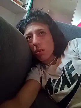 Snapshot of gala2 chatting on 02-12-25, 04:44 gala2 online show from 02-12-25, 04:44