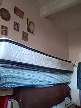 Snapshot of gala2 chatting on 02-21-25, 07:54 gala2 online show from 02-21-25, 07:54