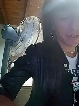 Snapshot of gala2 chatting on 02-27-25, 10:04 gala2 online show from 02-27-25, 10:04