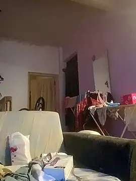 Snapshot of gala2 chatting on 03-01-25, 01:00 gala2 online show from 03-01-25, 01:00