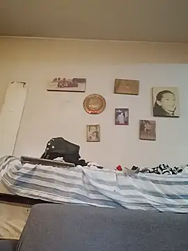 Snapshot of gala2 chatting on 03-08-25, 10:02 gala2 online show from 03-08-25, 10:02