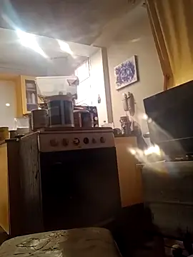 Snapshot of gala2 chatting on 03-17-25, 11:42 gala2 online show from 03-17-25, 11:42