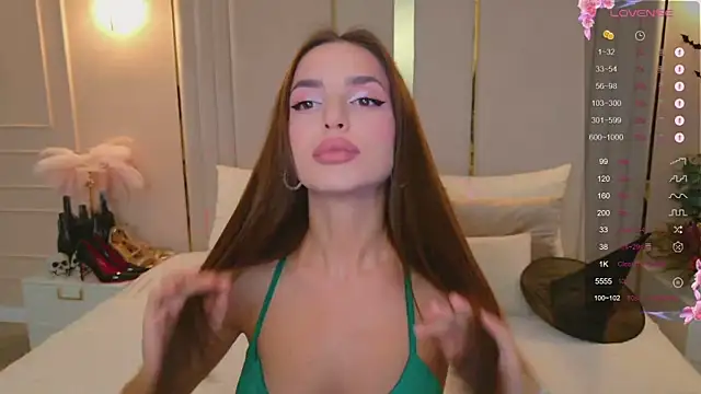 BellaHalles online show from 10-26-25, 05:57