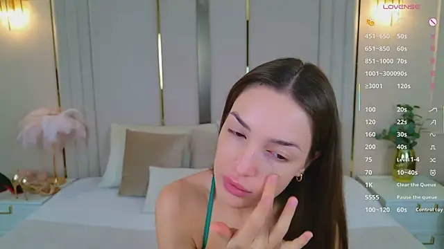 BellaHalles online show from 01-13-26, 05:24