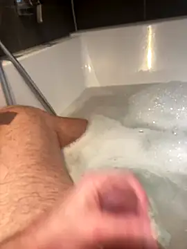 LivingLegend1978 online show from 10-25-25, 02:24