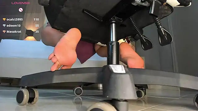 bella1207 online show from 02-19-25, 10:20