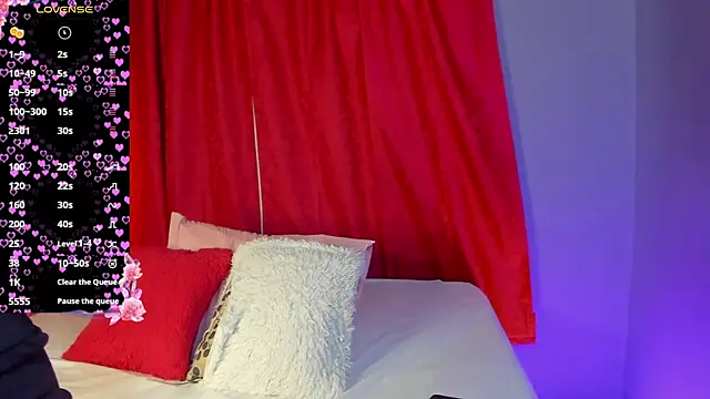 EmmaSmith06 online show from 12-15-25, 05:17