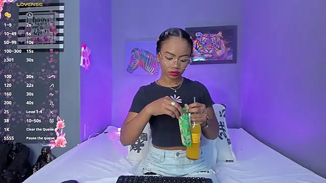 EmmaSmith06 online show from 12-22-25, 05:10