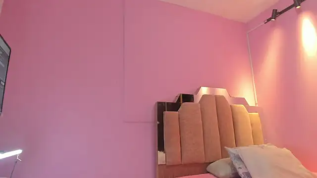 LoveQueen2 online show from 09-26-25, 11:47