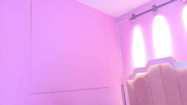 LoveQueen2 online show from 05-04-26, 12:01