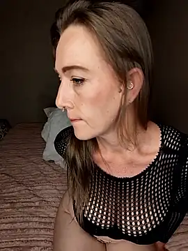 Snapshot of Deviant_Desires_xx chatting on 11-16-25, 07:41 Deviant Desires xx online show from 11-16-25, 07:41