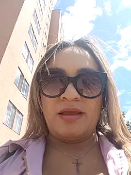 Snapshot of Afroditecash chatting on 02-20-26, 06:30 Afroditecash online show from 02-20-26, 06:30