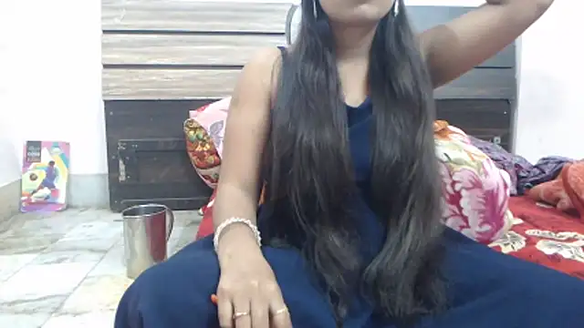 Snapshot of wildbabes chatting on 01-19-26, 04:22 wildbabes online show from 01-19-26, 04:22