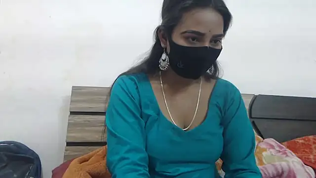 wildbabes online show from 05-06-26, 06:13