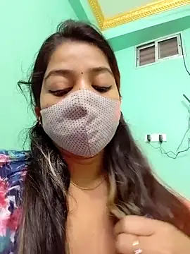 Snapshot of Monalisa_Singh chatting on 02-08-25, 07:04 Monalisa Singh online show from 02-08-25, 07:04