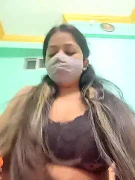 Snapshot of Monalisa_Singh chatting on 02-09-25, 06:05 Monalisa Singh online show from 02-09-25, 06:05