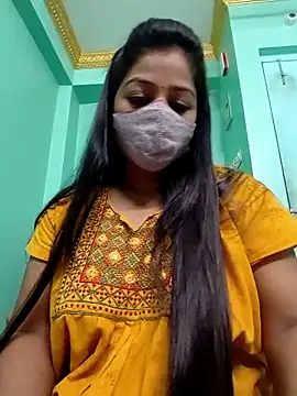 Snapshot of Monalisa_Singh chatting on 09-22-25, 05:37 Monalisa Singh online show from 09-22-25, 05:37