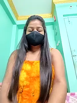 Snapshot of Monalisa_Singh chatting on 10-14-25, 05:58 Monalisa Singh online show from 10-14-25, 05:58