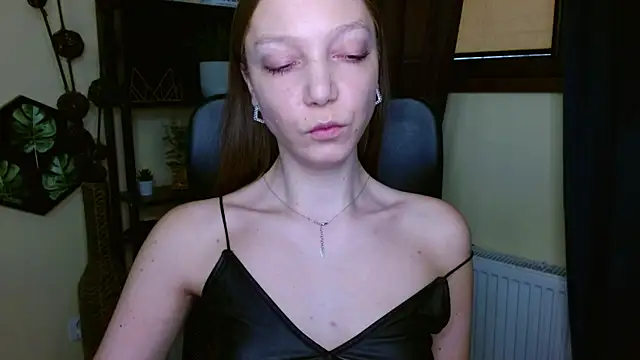 EmillyPlay online show from 02-27-26, 06:57