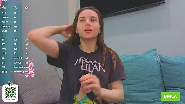 Snapshot of DonnaBurkee chatting on 10-31-25, 04:57 DonnaBurkee online show from 10-31-25, 04:57