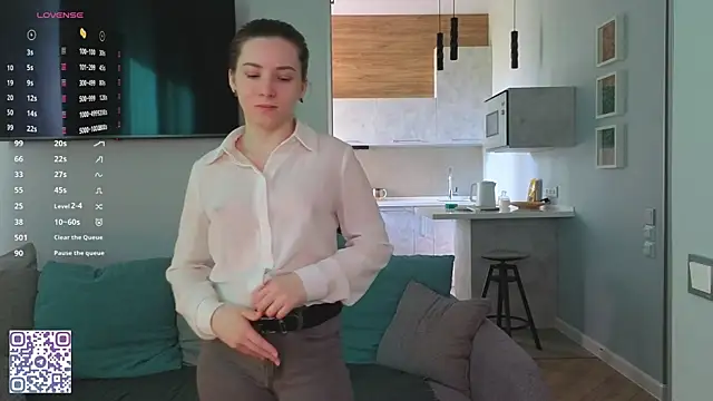 DonnaBurkee online show from 05-05-26, 04:09