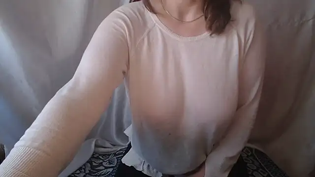 Burberrry  online show from 05-02-26, 04:17