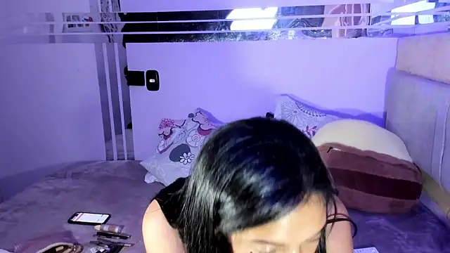 celesttemoon online show from 04-30-26, 02:01