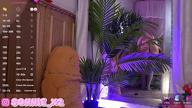 Sonnie  online show from 02-25-25, 02:44