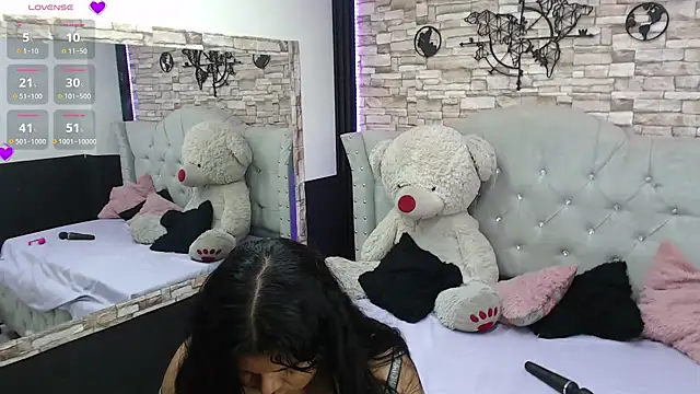 Snapshot of sia_cavad chatting on 02-14-25, 06:56 sia cavad online show from 02-14-25, 06:56