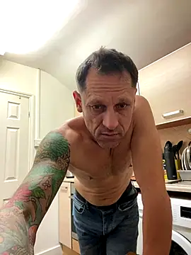 Yourhotboy 42 online show from 12-15-25, 08:13